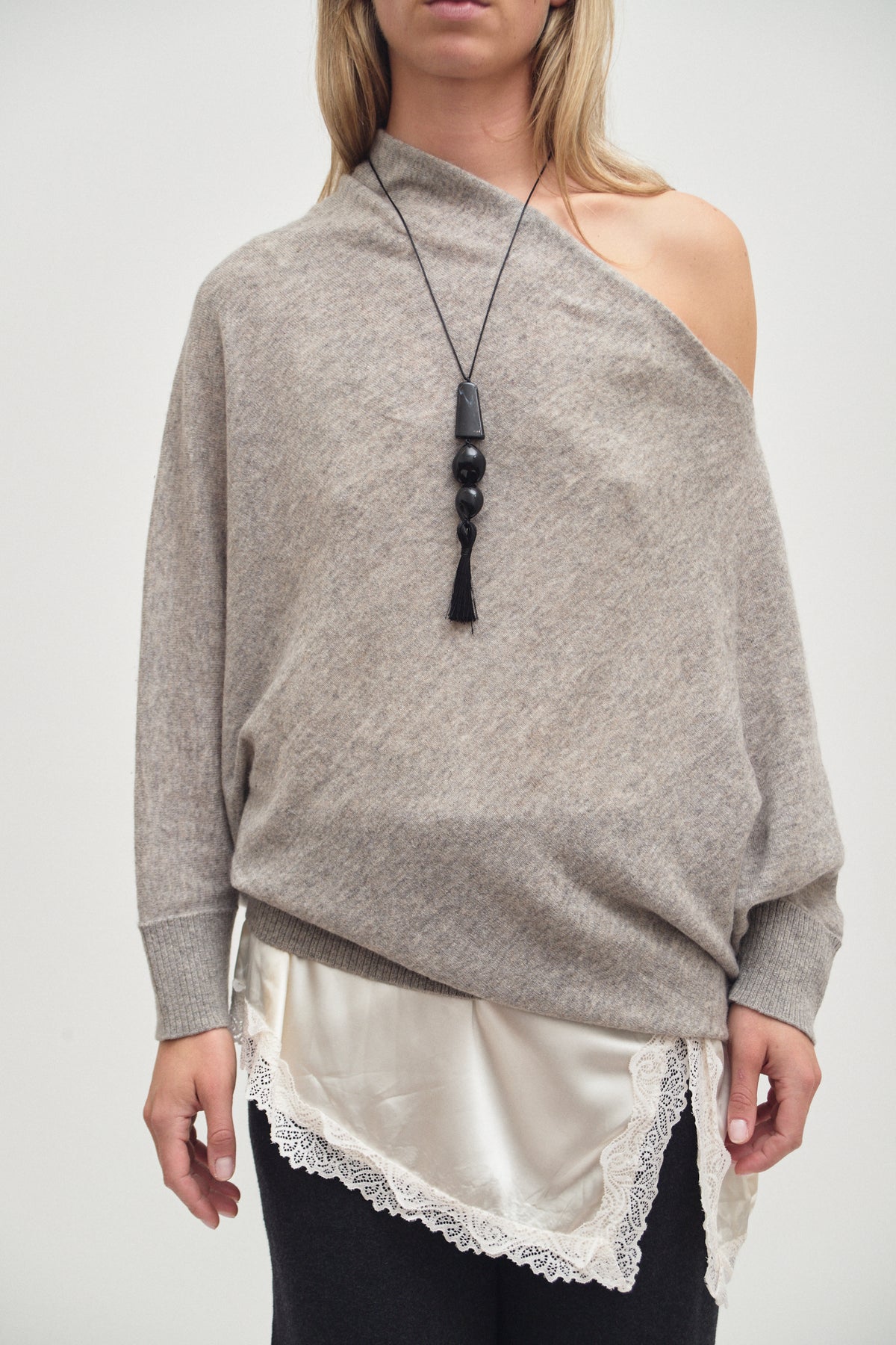 THE SOFT PONCHO (S/M)