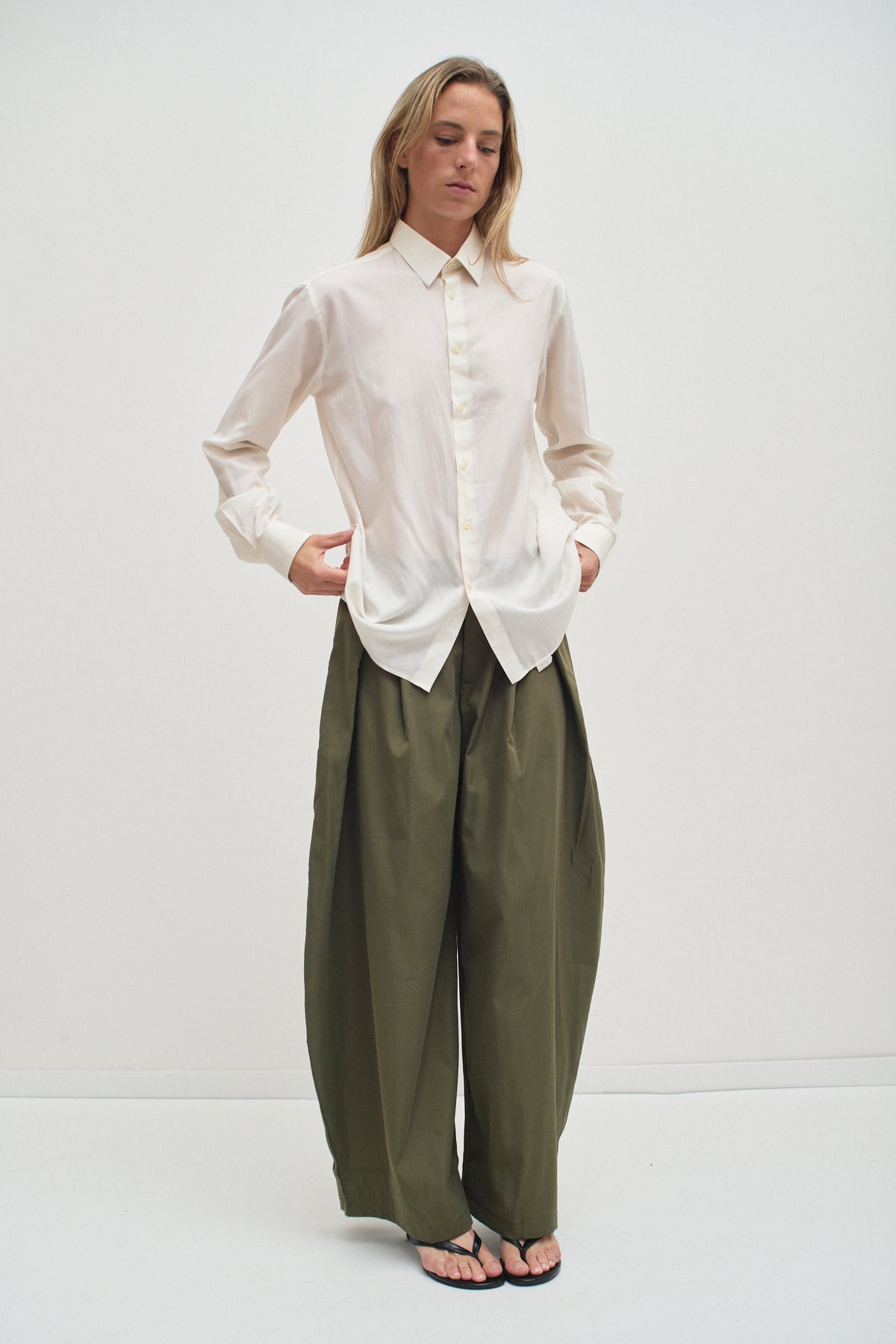 THE SLEEK SHIRT (S/M)