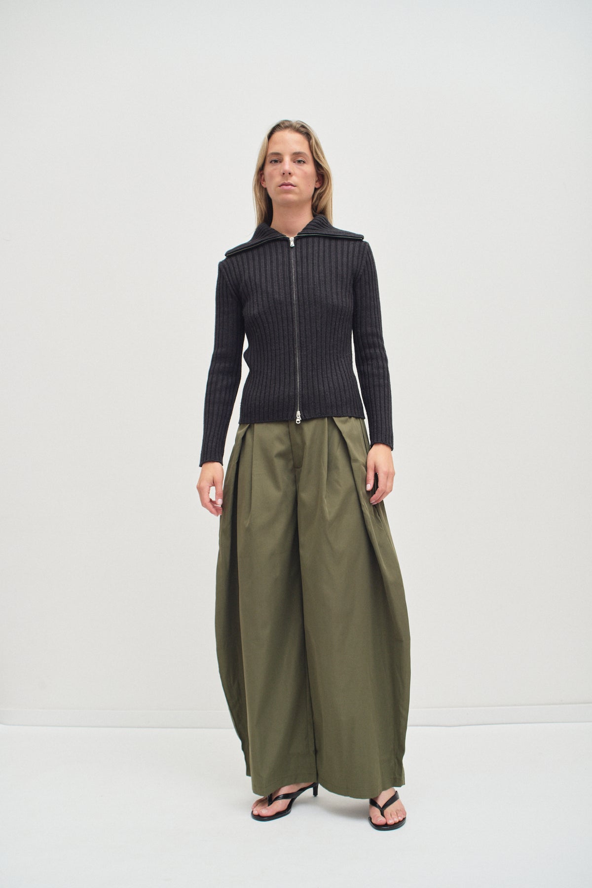 THE DOUBLE ZIPPER (S/M)