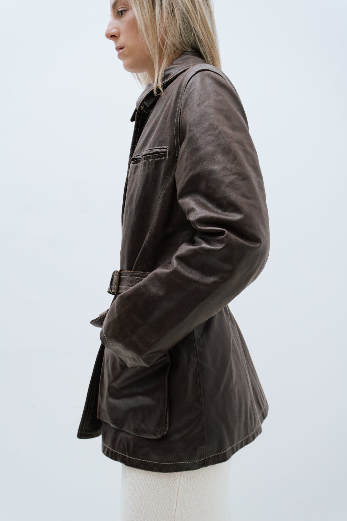 THE BROWN LEATHER BELTED JACKET (S/M)