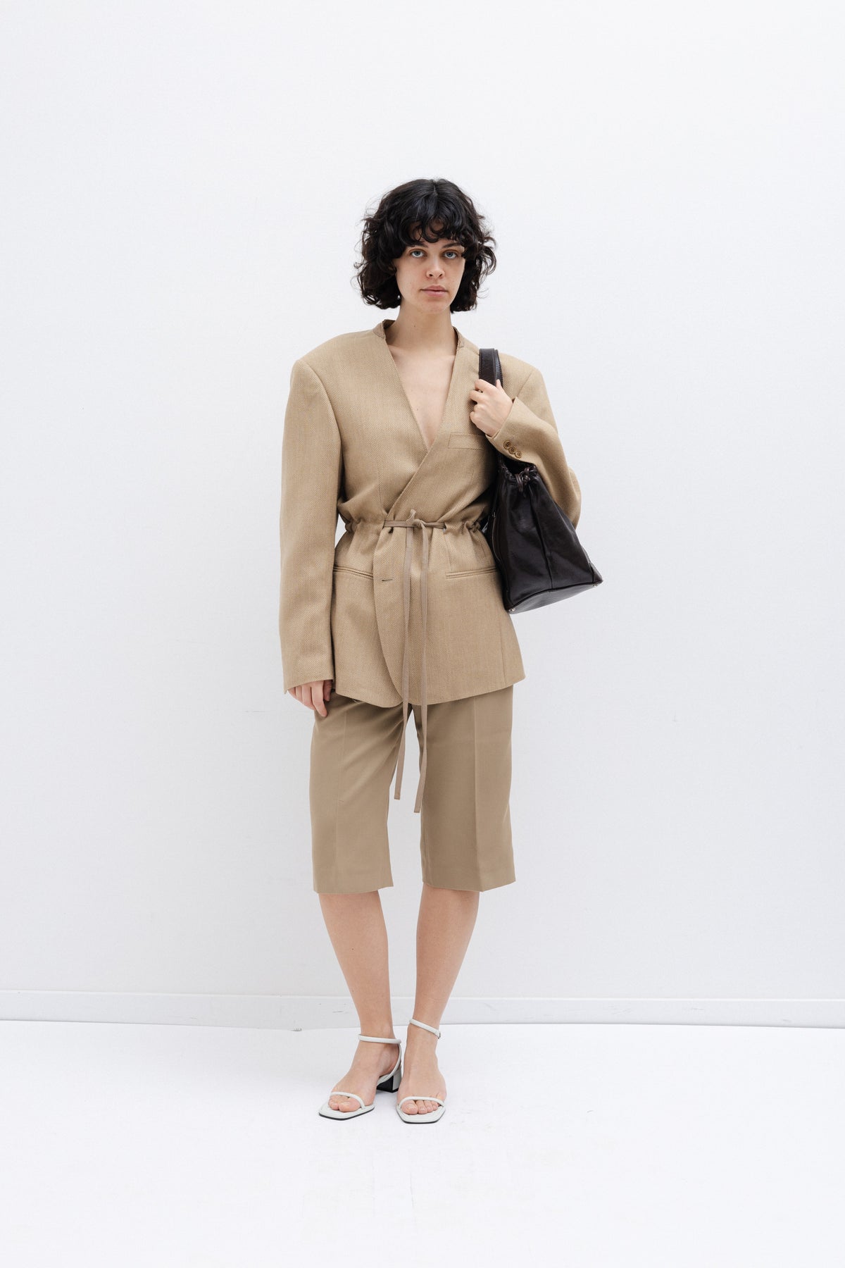 UPCYCLED BERMUDA BEIGE (36/38)