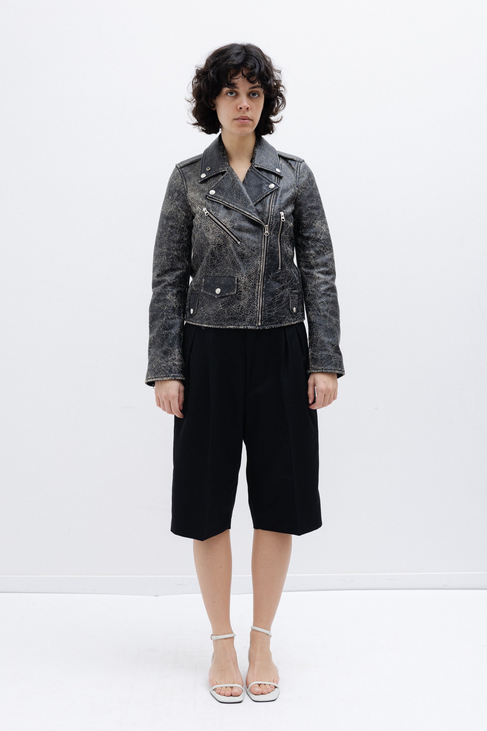 UPCYCLED BERMUDA BLACK (38/40)