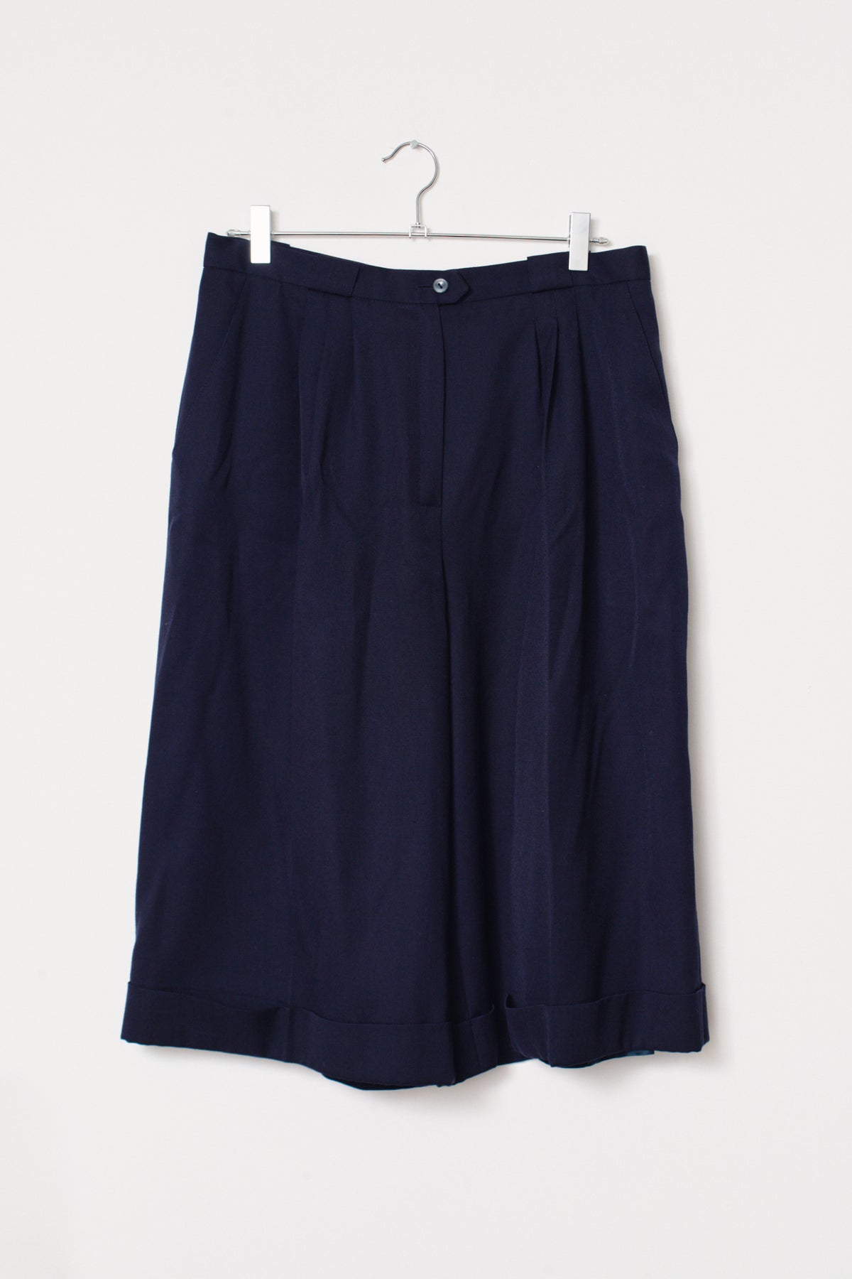 THE NAVY THREE QUARTERS (36/38)