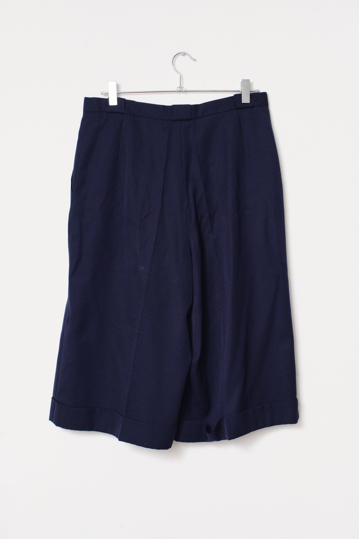 THE NAVY THREE QUARTERS (36/38)