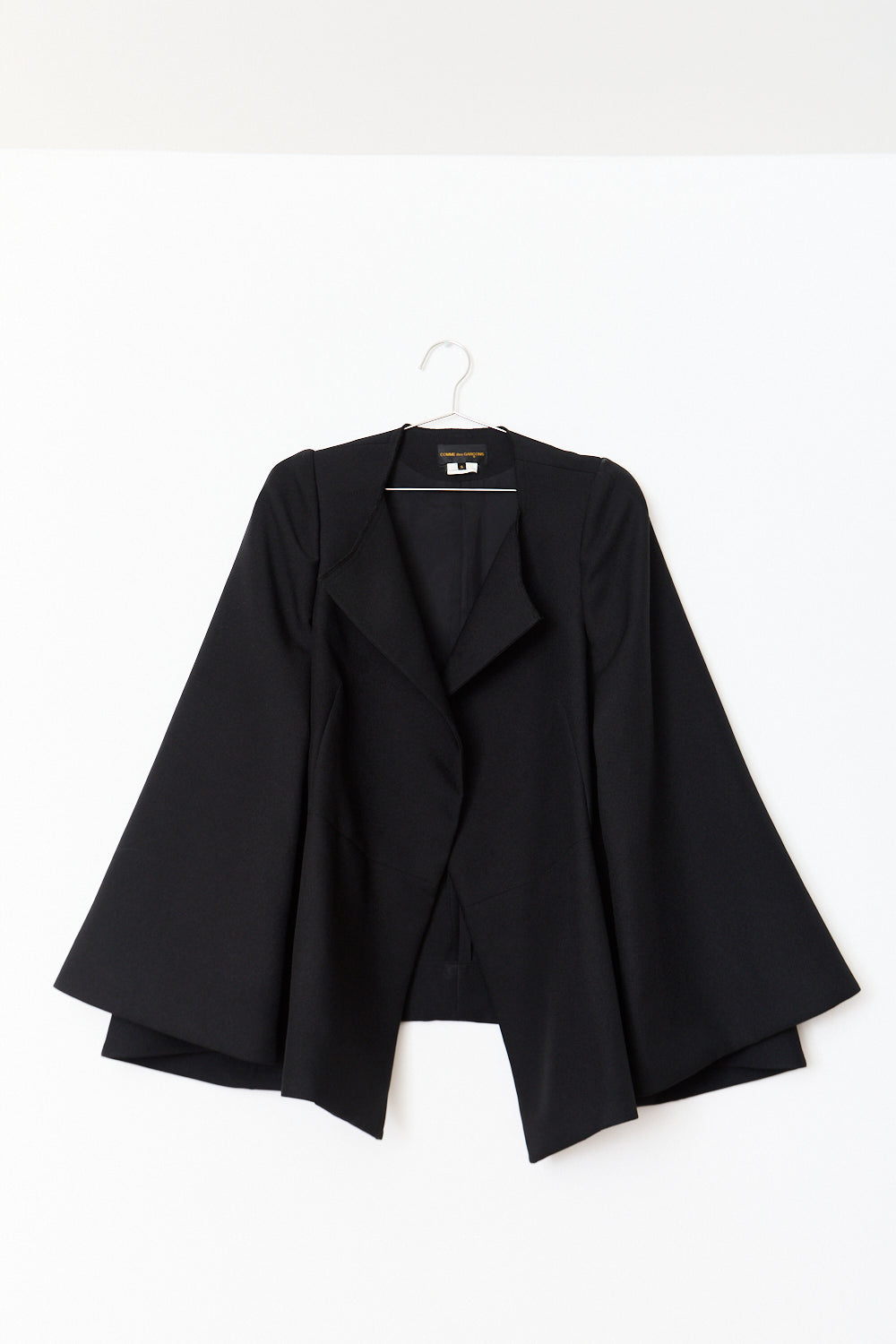 COMME DES CARÇONS CAPE (ONE) - ENSO Vintage