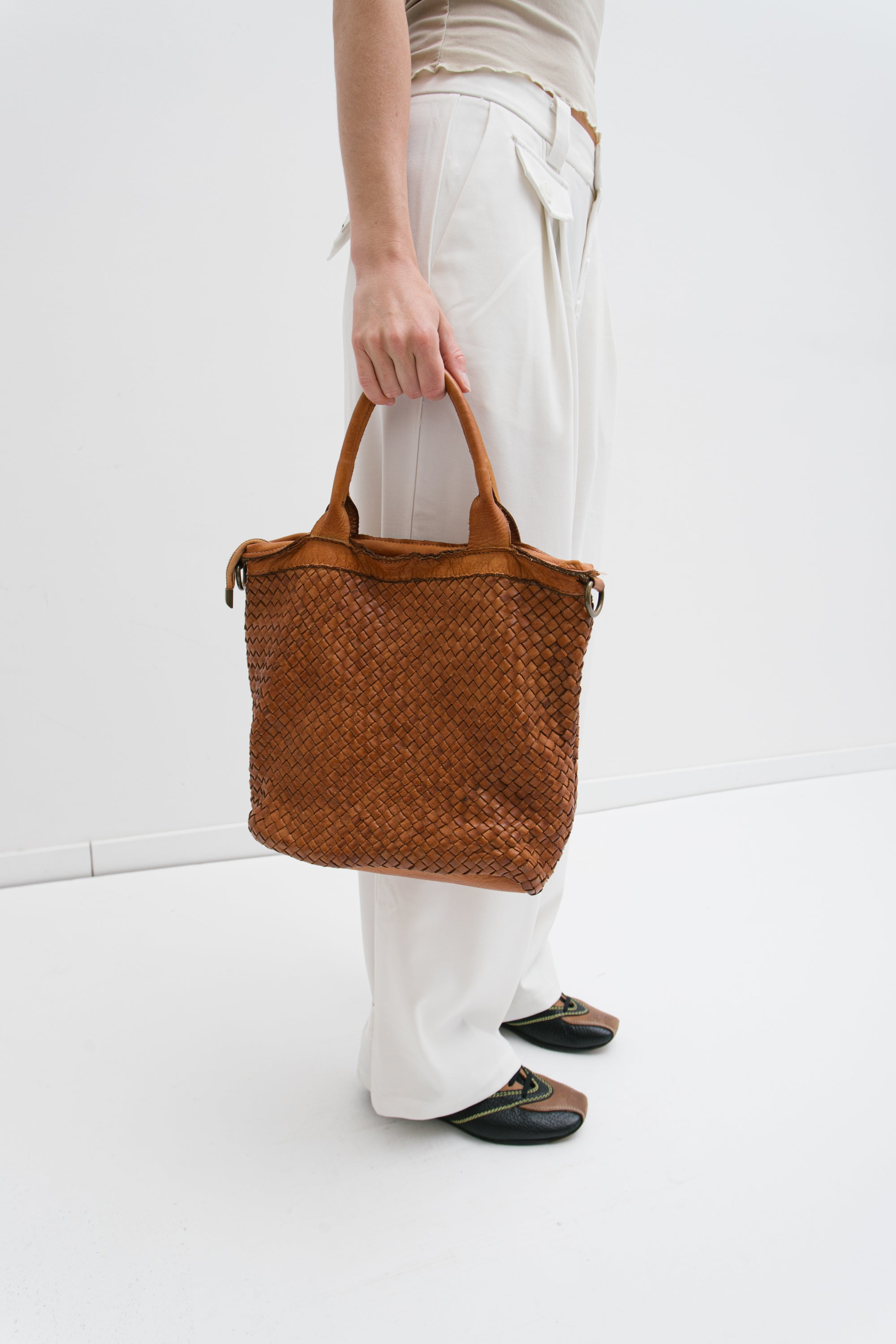 THE BRAIDED LEATHER BAG