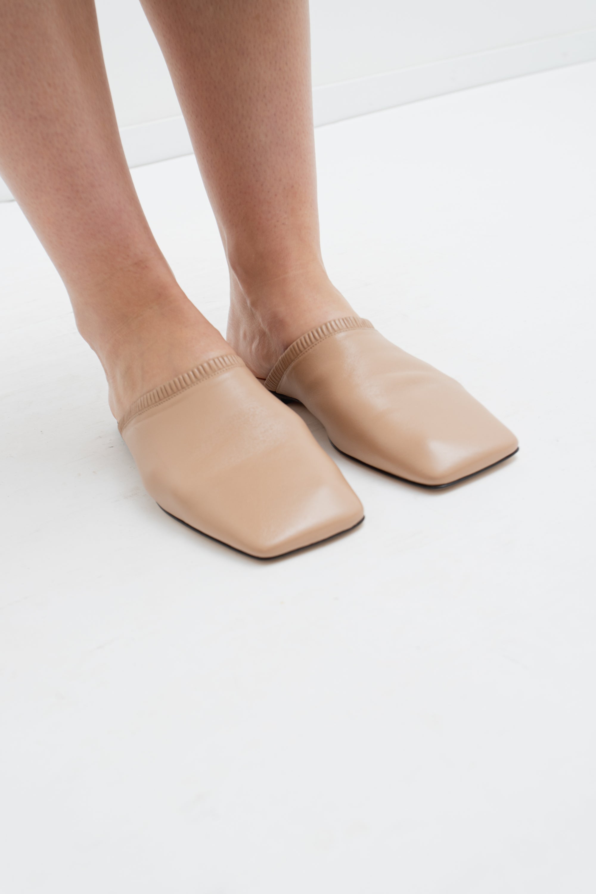 WANDLER SLIDE MULES (37)