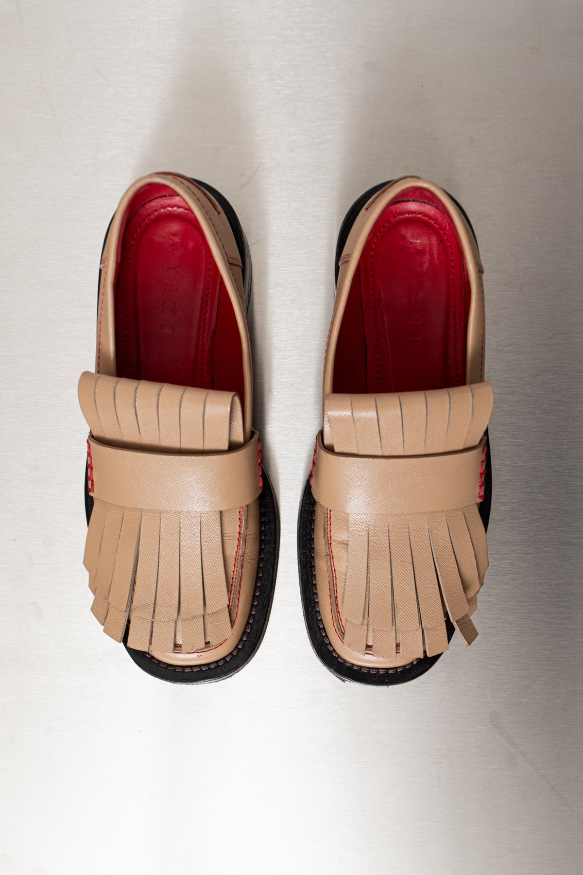 MARNI LEATHER LOAFERS (39)