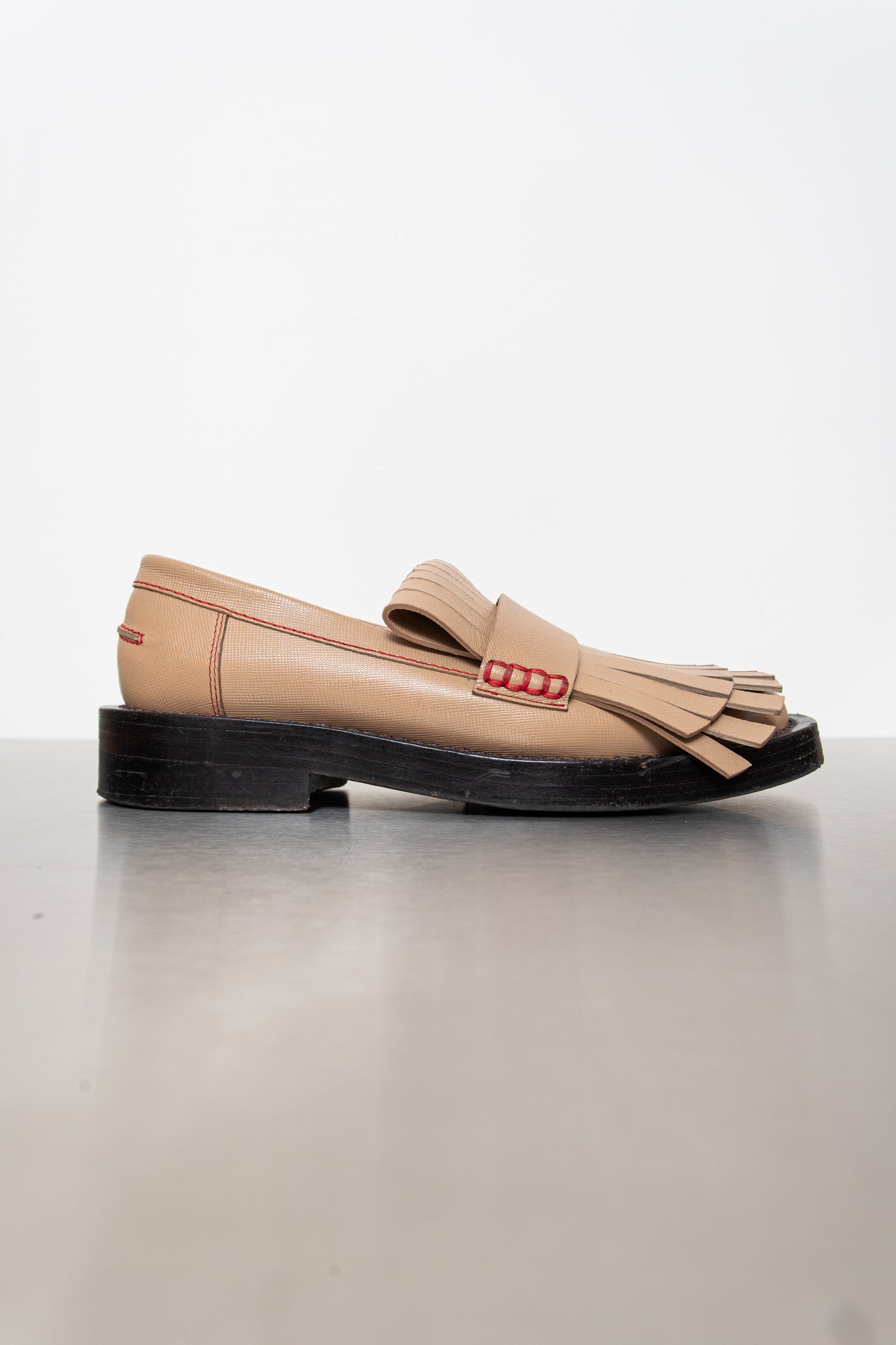 MARNI LEATHER LOAFERS (39)