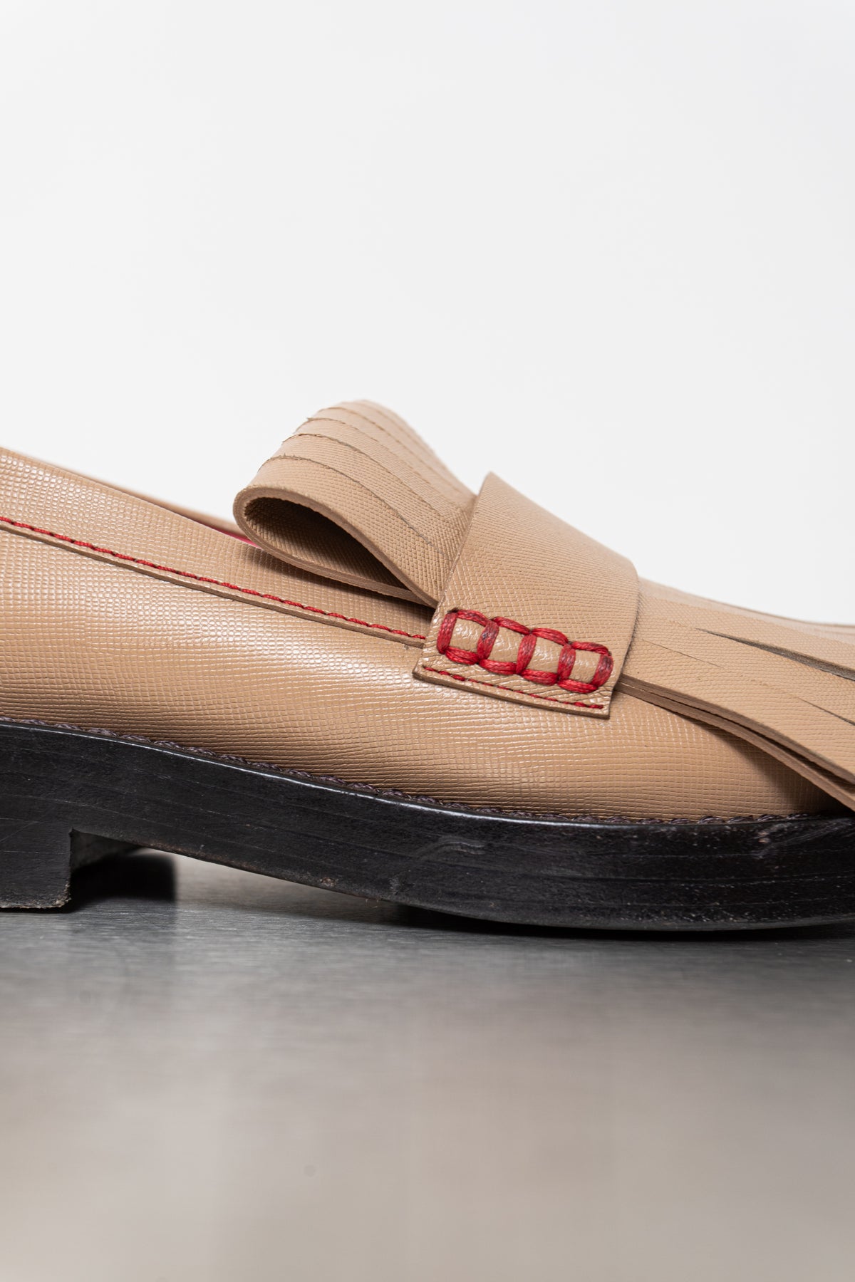 MARNI LEATHER LOAFERS (39)