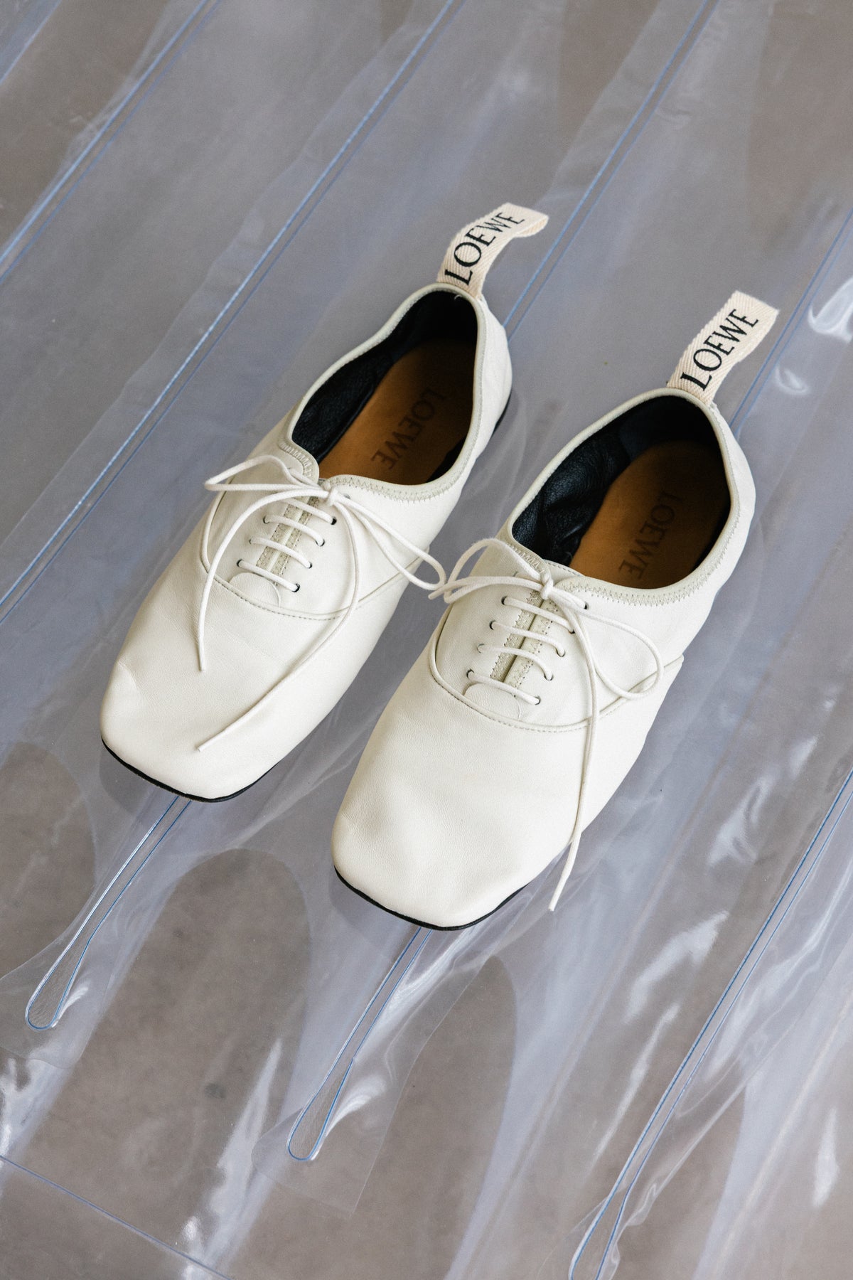 LOEWE LACE-UP FLATS (40) - ENSO Vintage