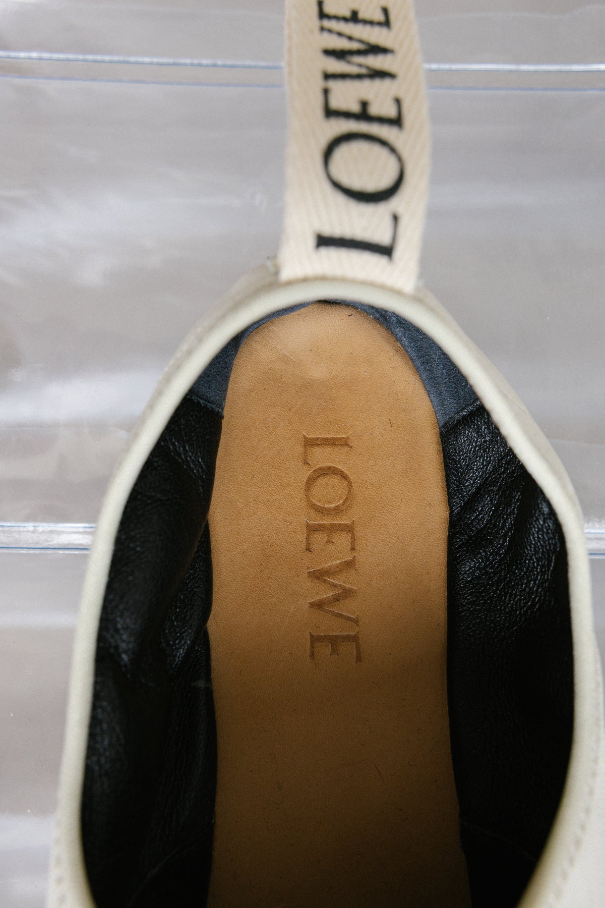 LOEWE LACE-UP FLATS (40) - ENSO Vintage