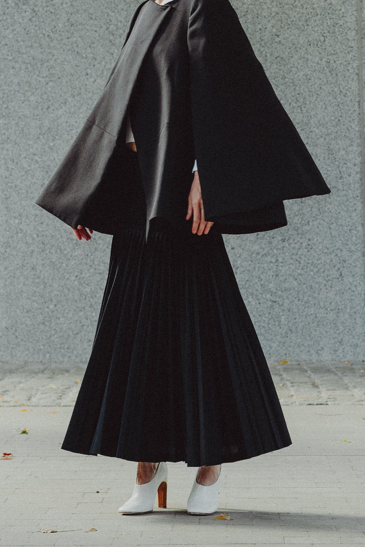 COMME DES CARÇONS PLEAT (XS/S) - ENSO Vintage