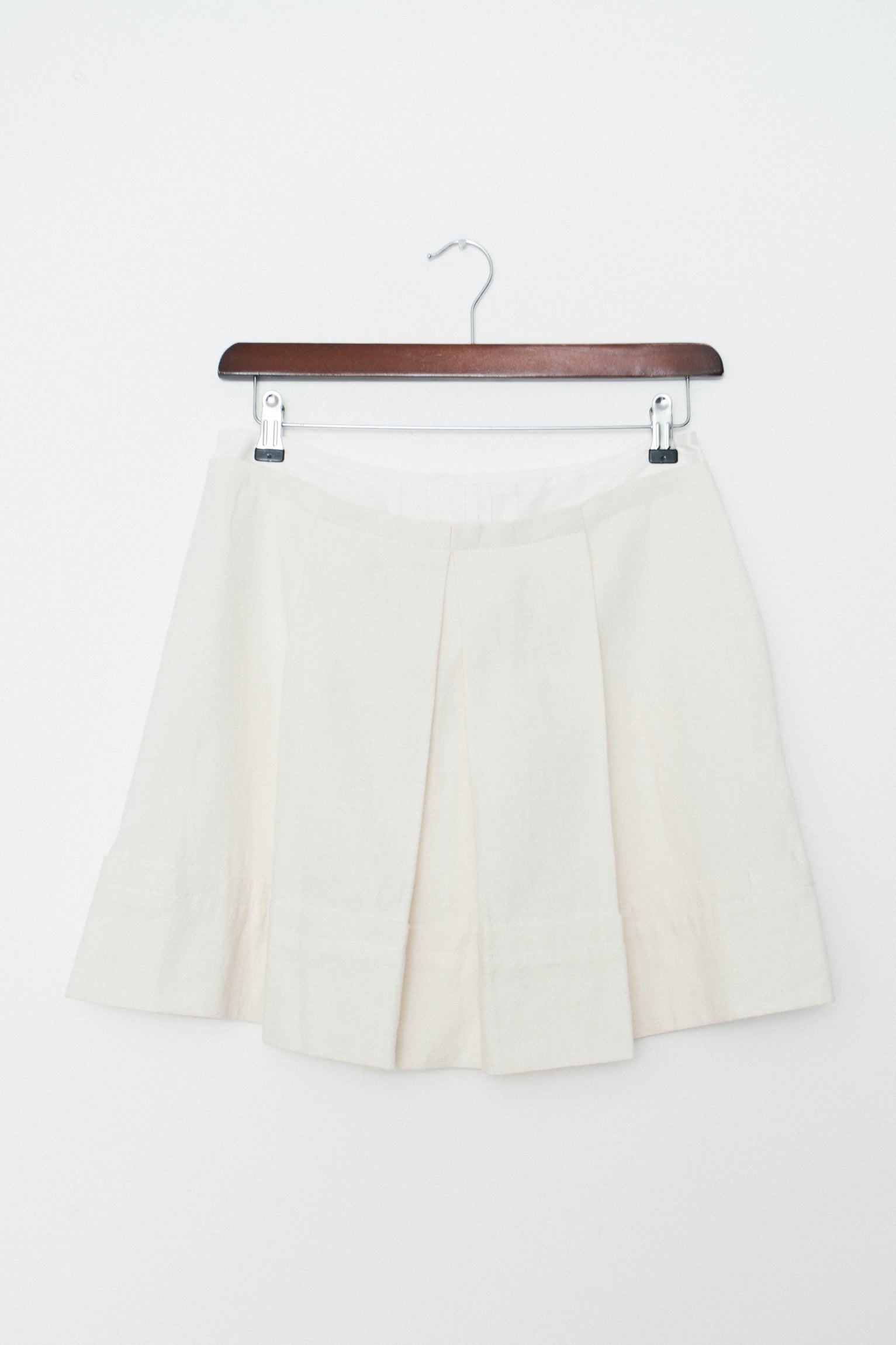 THE PLEATED LINEN SKIRT (38/40)
